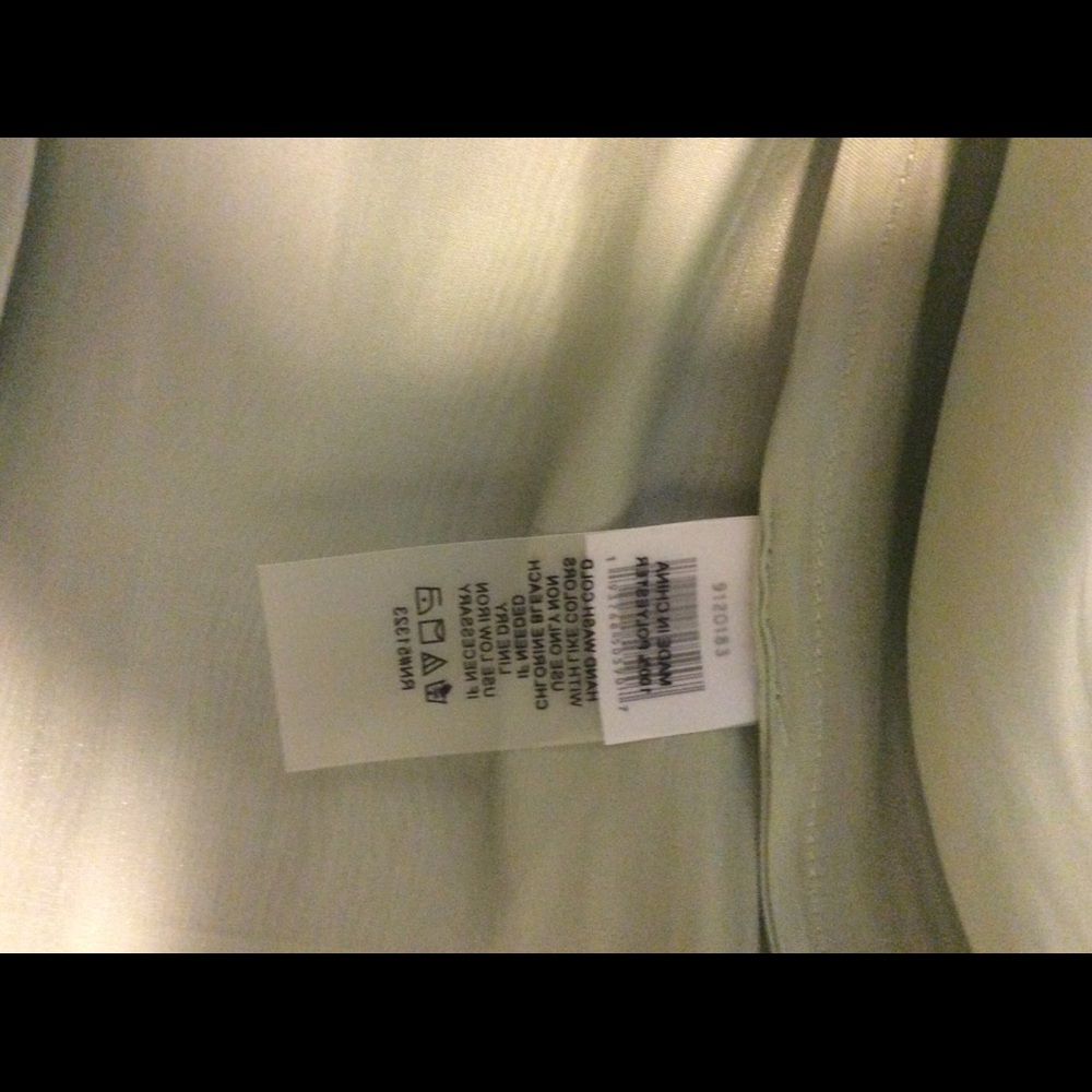 Vince Camuto Shimmering Top - Picture 8 of 8